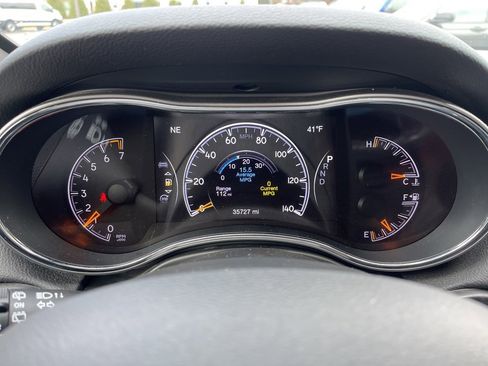 Used 2020 Jeep Grand Cherokee Limited image 9