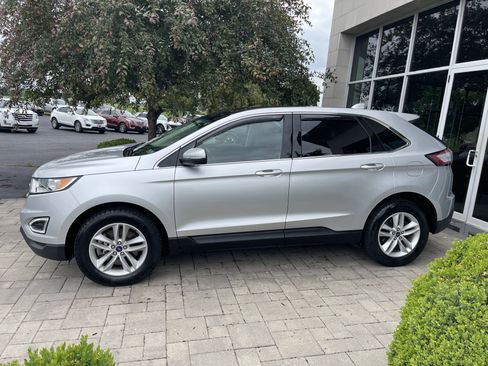 Used 2017 Ford Edge SEL w/ Equipment Group 201A AWD/4WD image 5