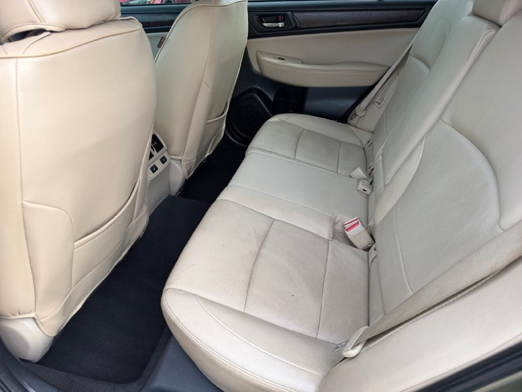 Used 2017 Subaru Outback 2.5i Limited AWD/4WD image 14