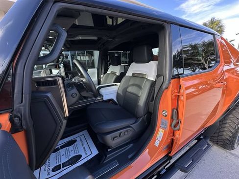 Used 2024 GMC Hummer EV 2X w/ Extreme Off-Road Package AWD/4WD image 19