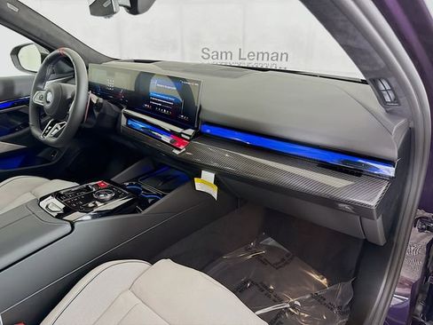 New 2026 BMW M5 Touring AWD/4WD image 31