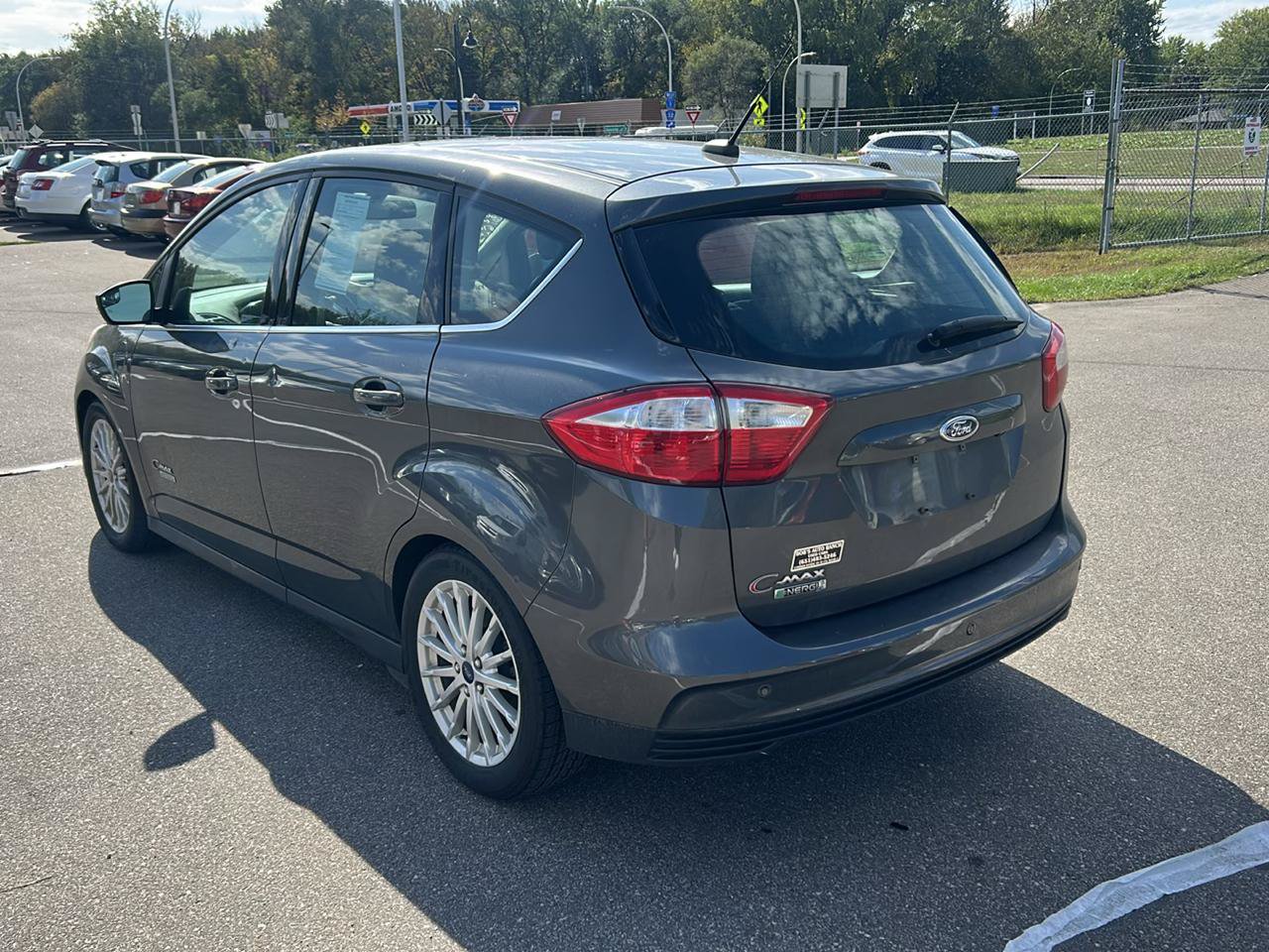 Used 2016 Ford C-MAX Energi SEL w/ Equipment Group 303A FWD image 7