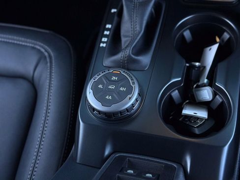 New 2025 Ford Bronco Badlands image 49