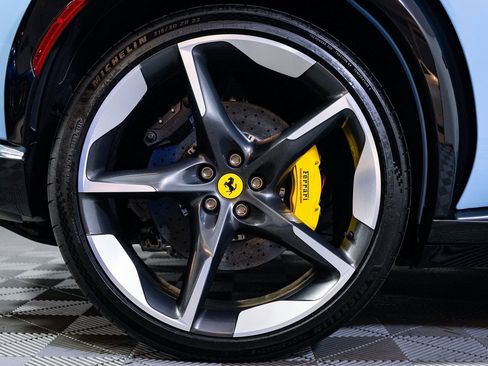 Used 2025 Ferrari Purosangue image 7