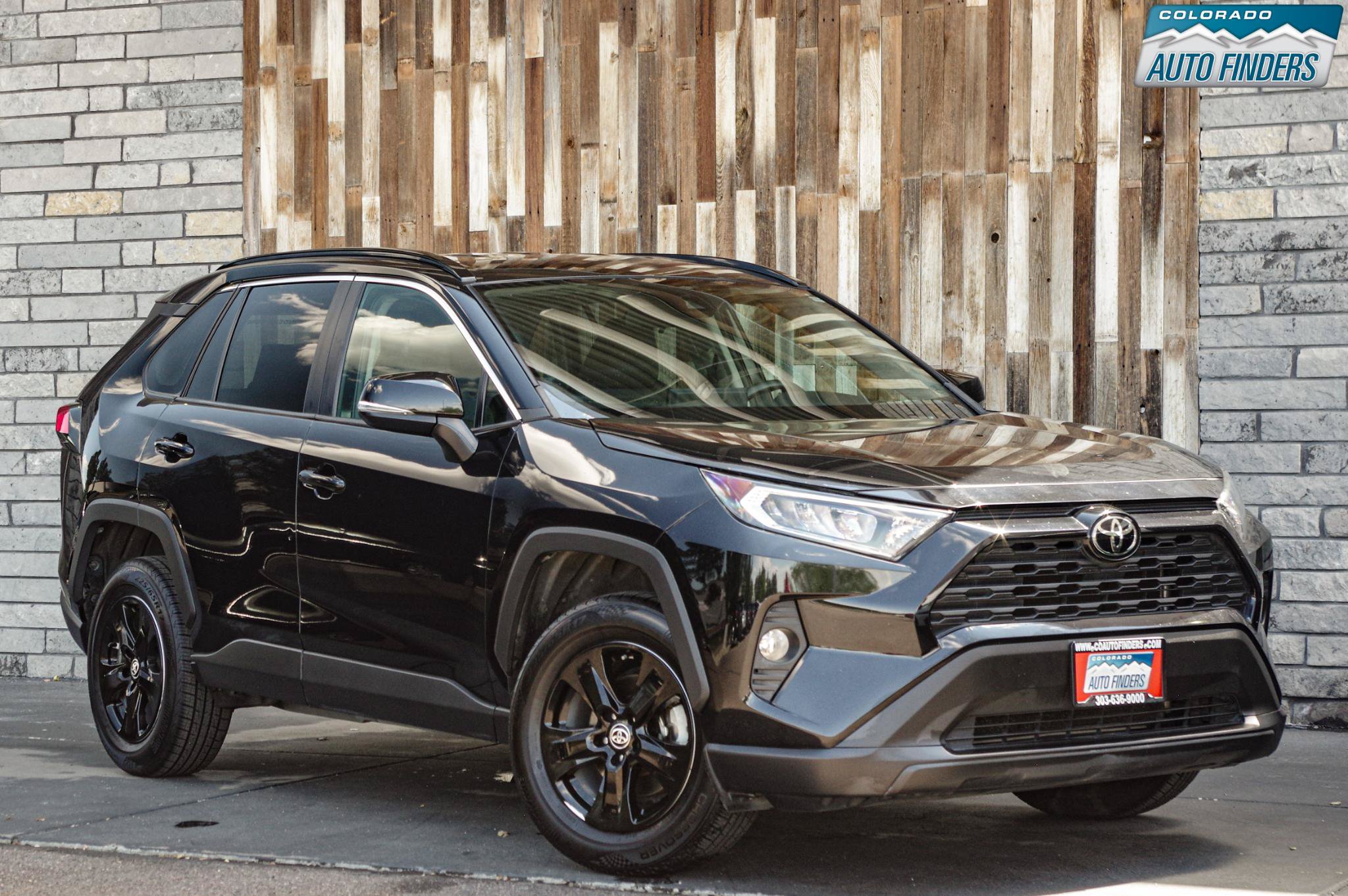 Used 2021 Toyota RAV4 XLE AWD/4WD image 9