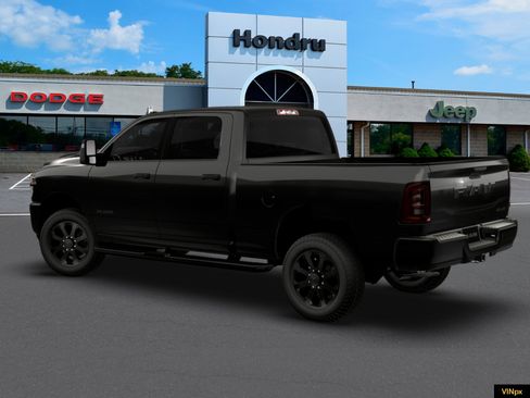 New 2026 RAM 2500 Big Horn AWD/4WD image 4