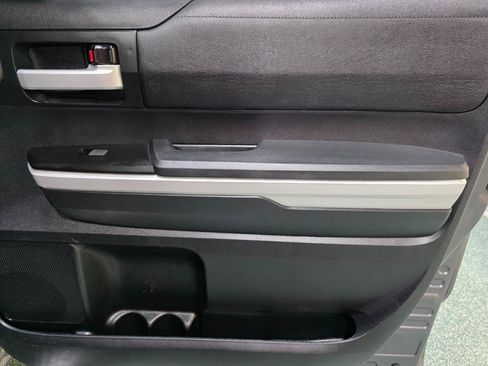 Used 2018 Toyota Tundra SR5 w/ SR5 Upgrade Package RWD image 23