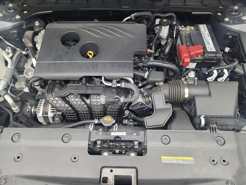 Used 2019 Nissan Altima 2.5 SR FWD image 30