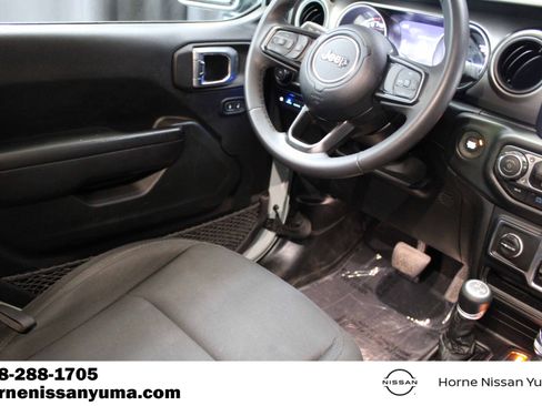 Used 2023 Jeep Wrangler Unlimited w/ 8.4" Radio Group AWD/4WD image 10