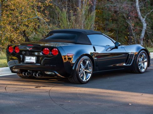 Used 2010 Chevrolet Corvette Grand Sport w/ Preferred Equipment Group image 24