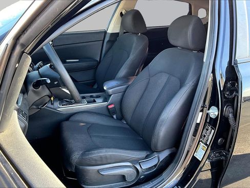 Used 2019 Kia Optima LX FWD image 21