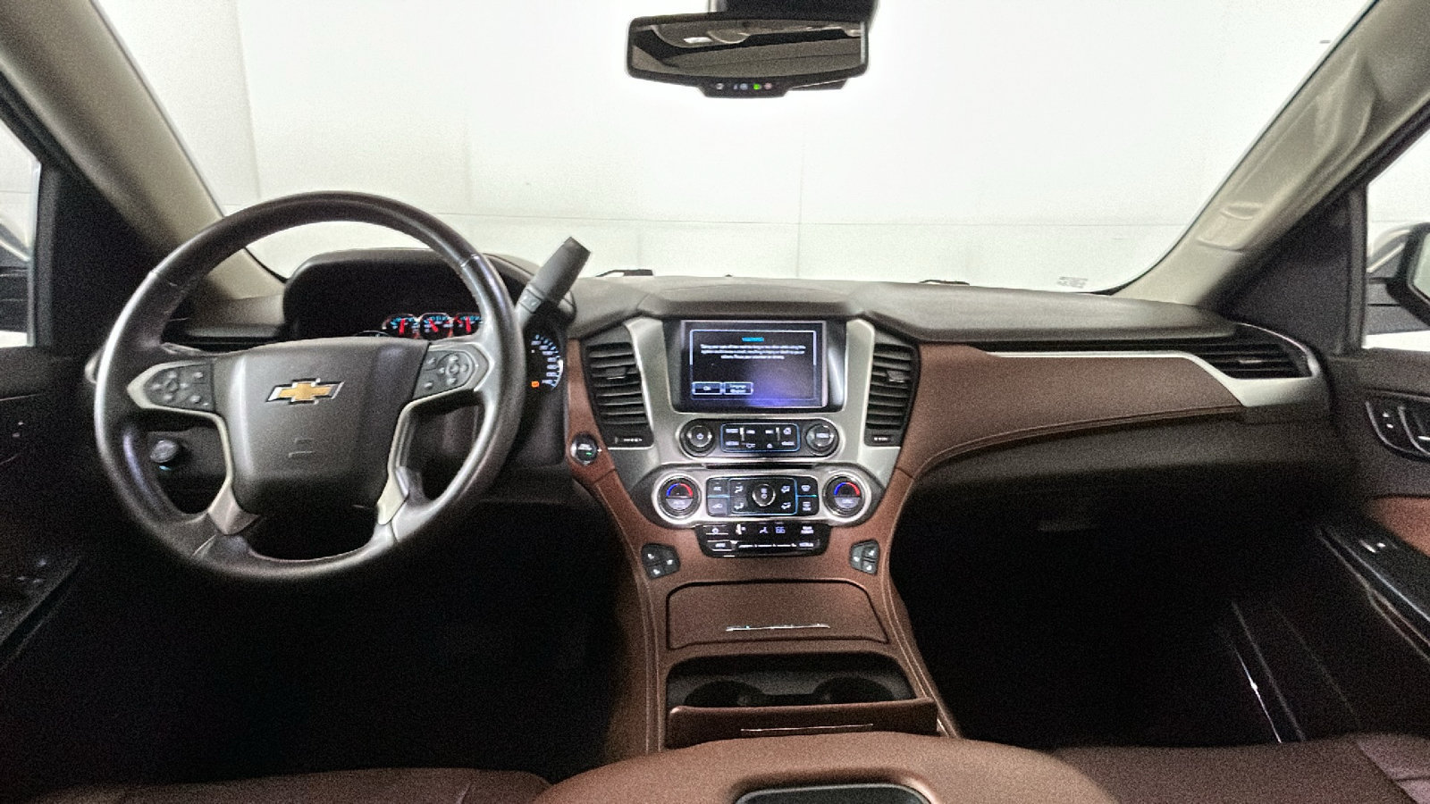Used 2020 Chevrolet Tahoe Premier AWD/4WD image 32