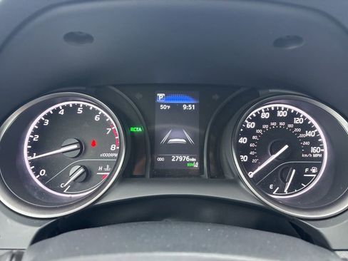 Used 2023 Toyota Camry SE w/ Cold Weather Package image 27