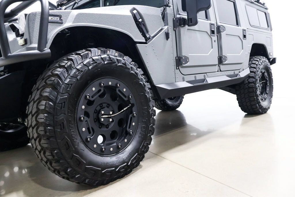 Used 2003 HUMMER H1 4-Door Wagon AWD/4WD image 23