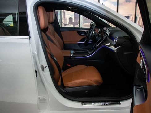 Certified 2023 Mercedes-Benz C 300 4MATIC Sedan image 21