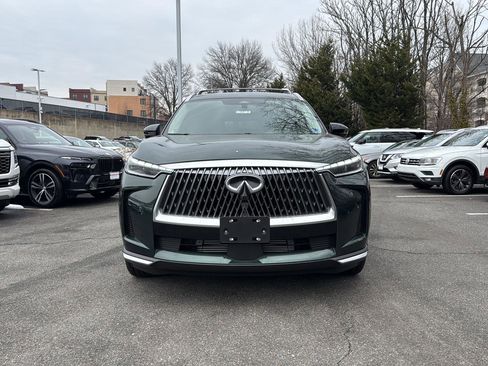 New 2026 INFINITI QX60 Luxe w/ Family Package image 2