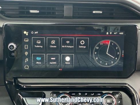 Used 2024 GMC Sierra 2500 AT4 w/ Technology Package image 38