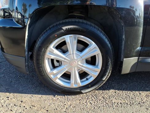 Used 2017 GMC Terrain SLT w/ Open Road Package image 9