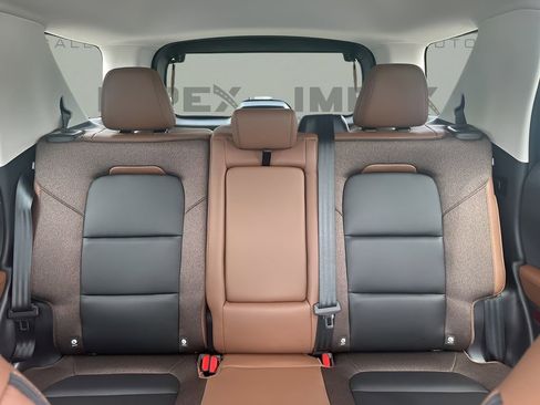 Used 2025 Ford Bronco Sport Outer Banks w/ Outer Banks Tech Package+ image 12