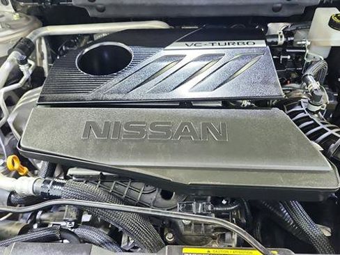 Certified 2023 Nissan Rogue Platinum FWD image 38