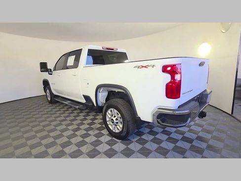 Used 2025 Chevrolet Silverado 2500 LT w/ Convenience Package AWD/4WD image 42