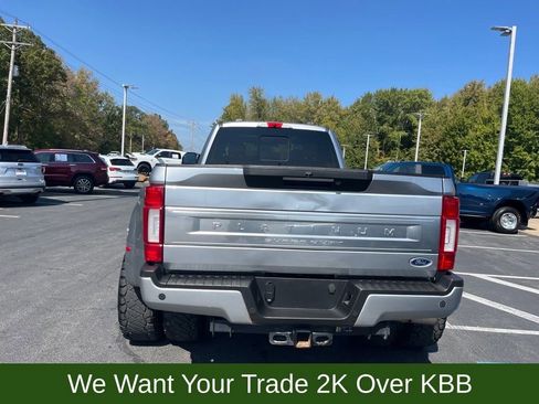 Used 2022 Ford F350 Platinum image 3