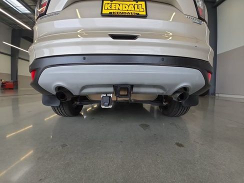 Used 2017 Ford Escape Titanium w/ Equipment Group 301A AWD/4WD image 27