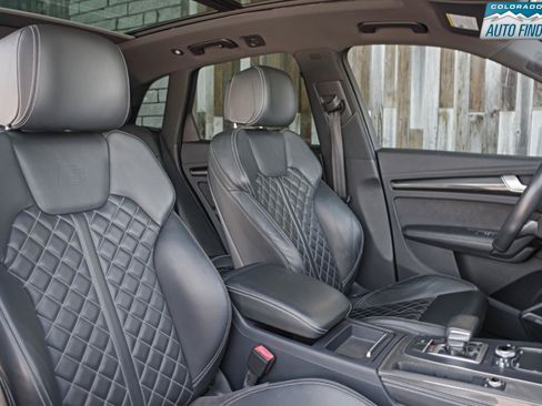Used 2018 Audi SQ5 Premium Plus w/ Navigation Package AWD/4WD image 22