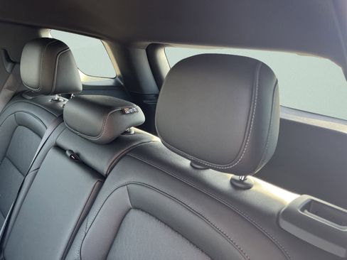 New 2026 Chevrolet Equinox LT w/ Convenience Package II image 18