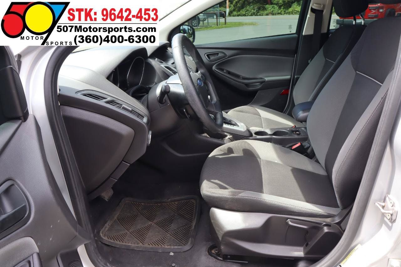 Used 2012 Ford Focus SE FWD image 12