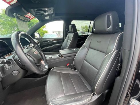 Used 2023 Cadillac Escalade ESV Premium Luxury AWD/4WD image 20