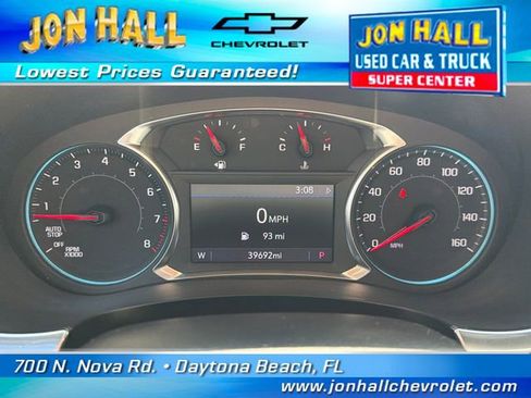 Used 2023 Chevrolet Traverse LT FWD image 20