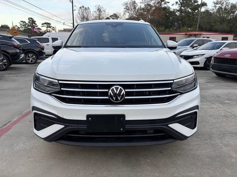 Used 2024 Volkswagen Tiguan SE image 4