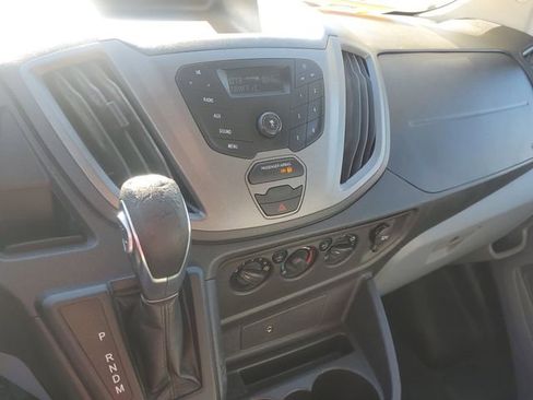 Used 2018 Ford Transit 250 130 Low Roof image 23