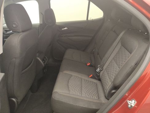 Used 2018 Chevrolet Equinox LT FWD image 18
