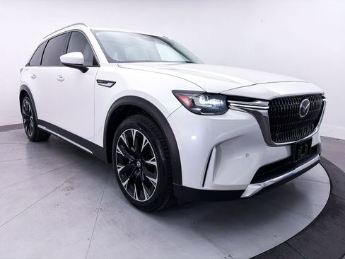 Used 2024 MAZDA CX-90 Plug-In Hybrid w/ Premium Pkg AWD/4WD image 12