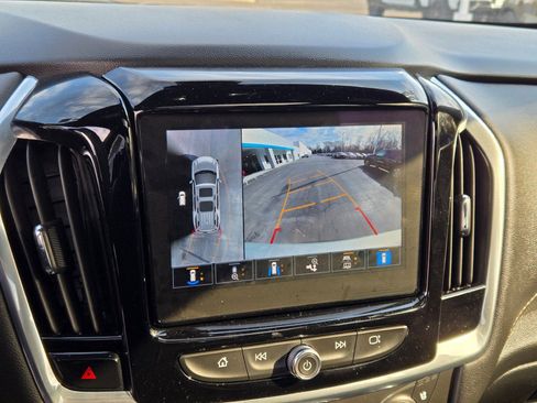 Used 2022 Chevrolet Traverse Premier w/ Redline Edition image 29