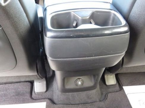 Used 2024 Kia Telluride S w/ S Sunroof Package image 17