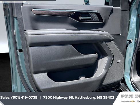 New 2026 Chevrolet Tahoe Z71 AWD/4WD image 17