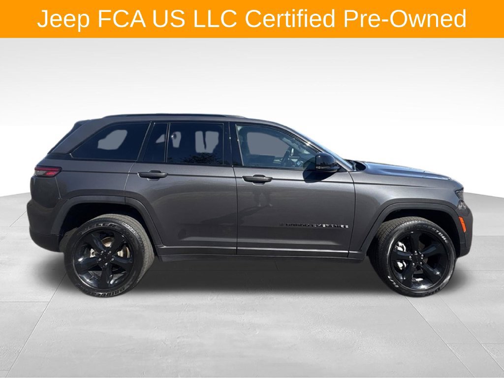 Certified 2024 Jeep Grand Cherokee Altitude AWD/4WD image 2