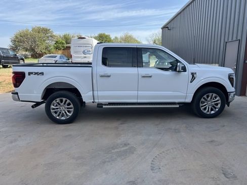 New 2025 Ford F150 Lariat w/ Equipment Group 501A Mid image 9