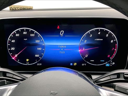 Certified 2023 Mercedes-Benz GLC 300 image 22