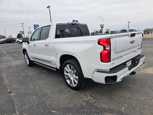 Used 2025 Chevrolet Silverado 1500 High Country AWD/4WD image 5