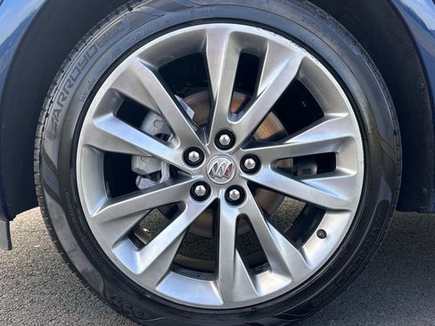 Certified 2023 Buick Envision Avenir image 13