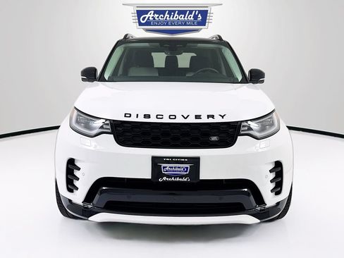 Used 2025 Land Rover Discovery Dynamic SE AWD/4WD image 2