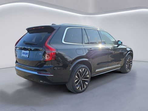 New 2026 Volvo XC90 B6 Plus w/ Protection Package Premier image 4