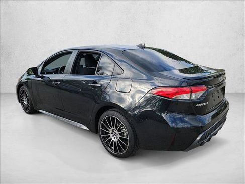 Used 2021 Toyota Corolla SE image 7