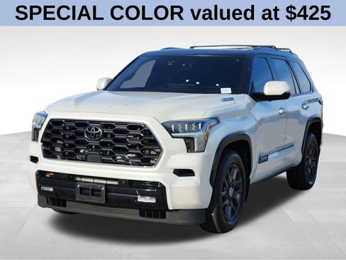 Used 2024 Toyota Sequoia Platinum image 4