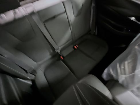 Used 2023 Buick Encore GX Select w/ Safety Package II image 33