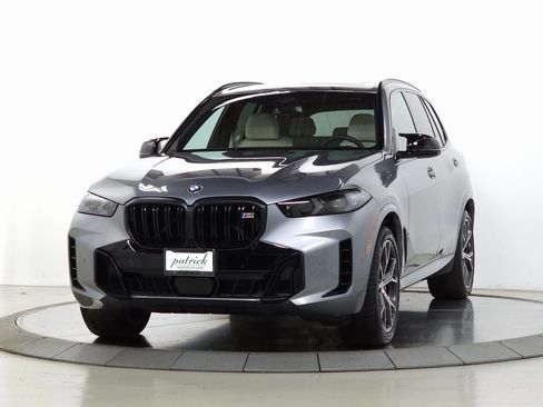 Used 2025 BMW X5 M60i AWD/4WD image 4